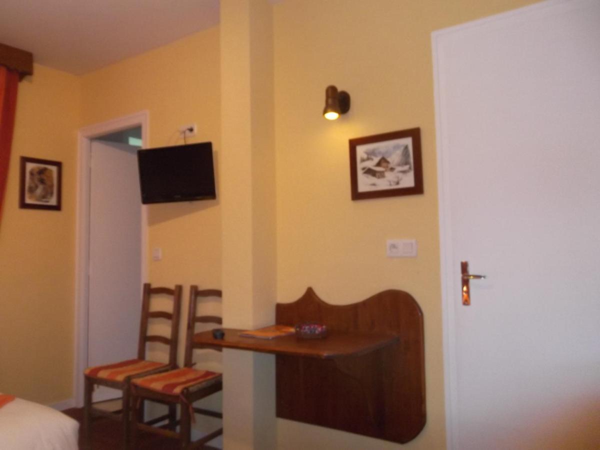 Auberge De La Dranse Шатель Номер фото